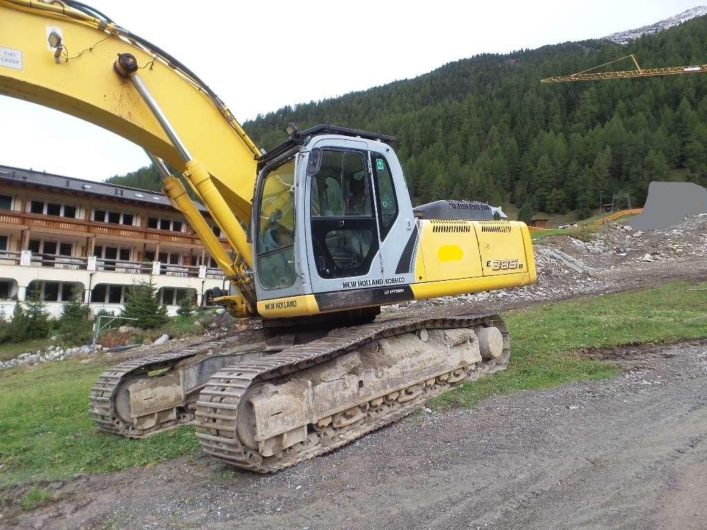 New Holland E 385 B Foto 2