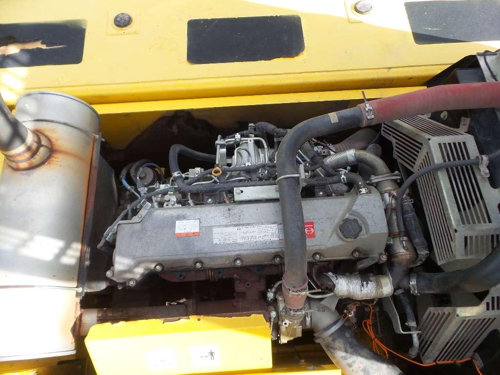 New Holland E 385 B Foto 4