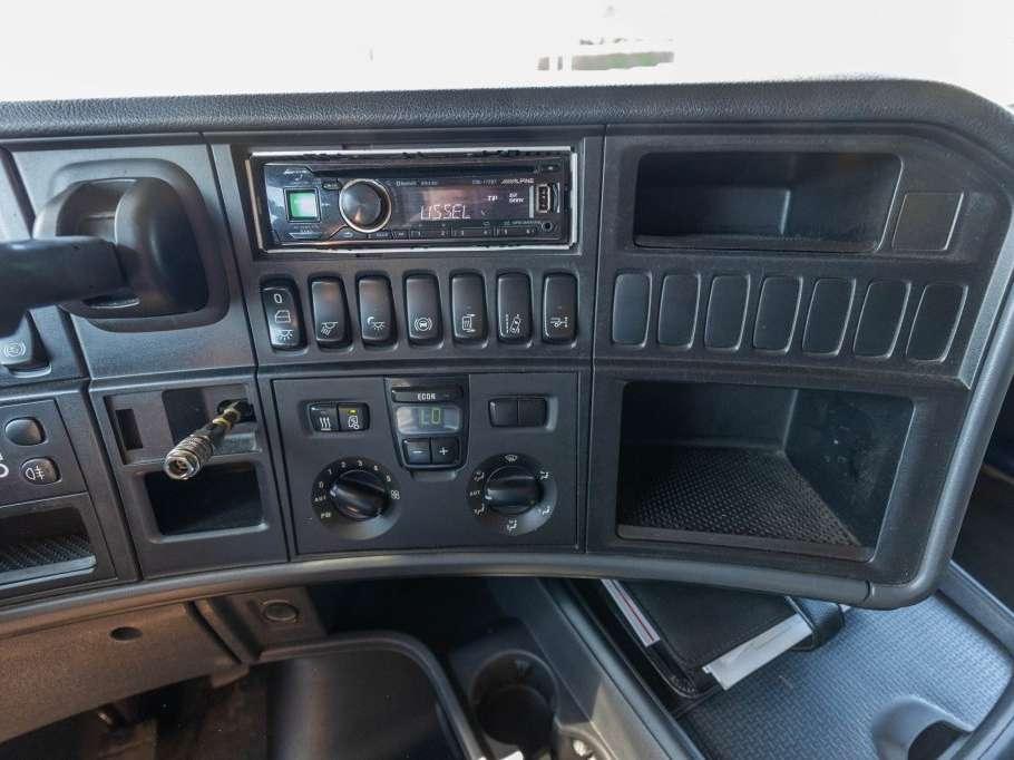 Scania R410 6X2+CHEREAU+CARRIER 1150 U MT-TRI-TEMP+DHOLLANDIA 2.5T. Foto 12