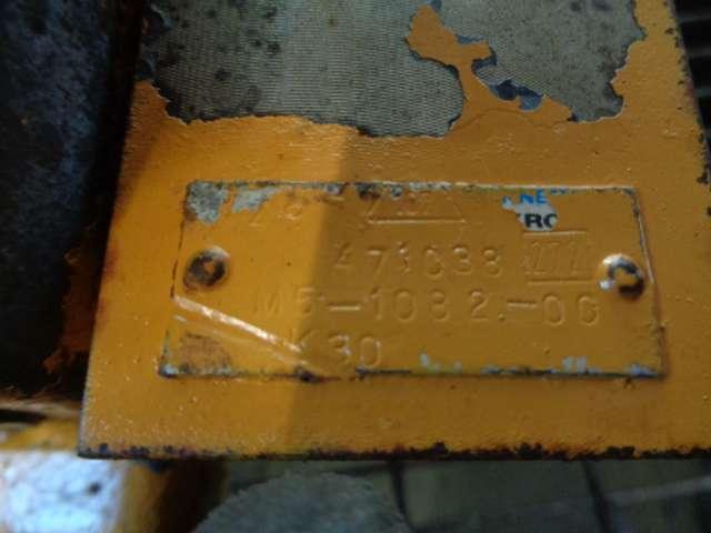 Distributore idraulico per Liebherr PR 732 Foto 4