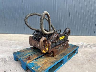 OilQuick OQ70/55 - M318D / 320D / 320E / 320F / 323D / 323E in vendita da Smitma B.V.