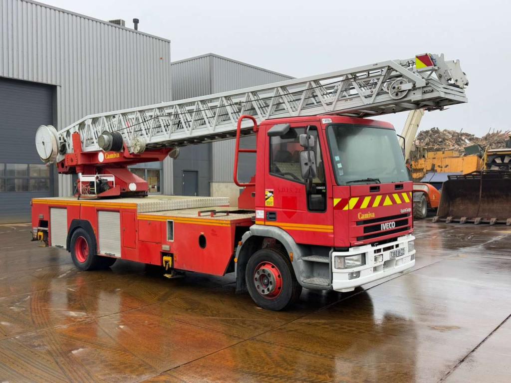Iveco 130E23 4x2 Firetruck Foto 5