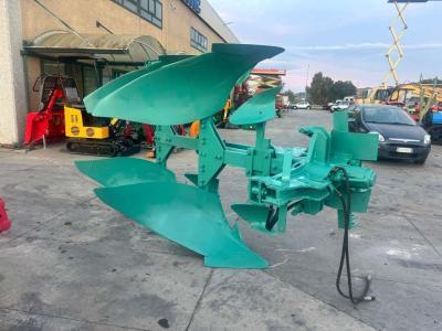 SCALMANA Reversibile in vendita da Calabria Trattori Srl