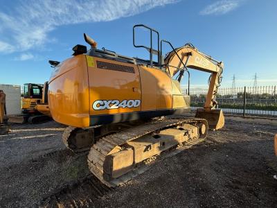Case CX240D