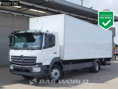 Mercedes-Benz Atego 1527 4X2 15tonner 2000kg Ladebordwand Automatic FCW Airco Euro 6 in vendita da BAS World B.V.