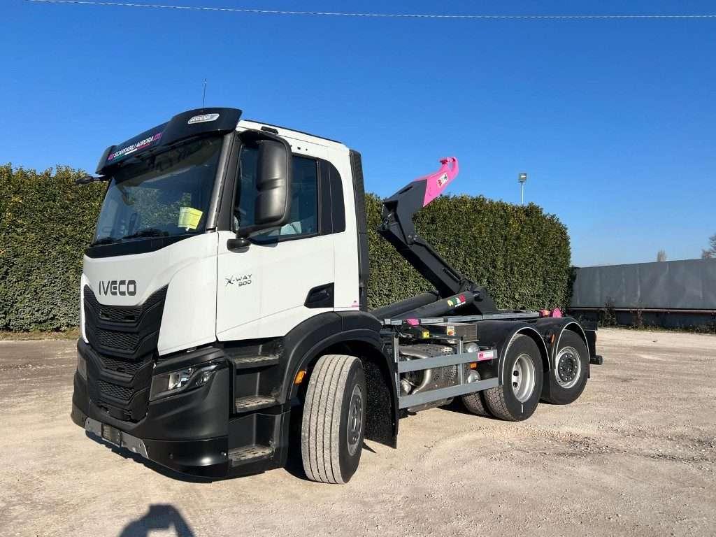 Iveco X-WAY AD280X500 NUOVO SCARRABILE Foto 1