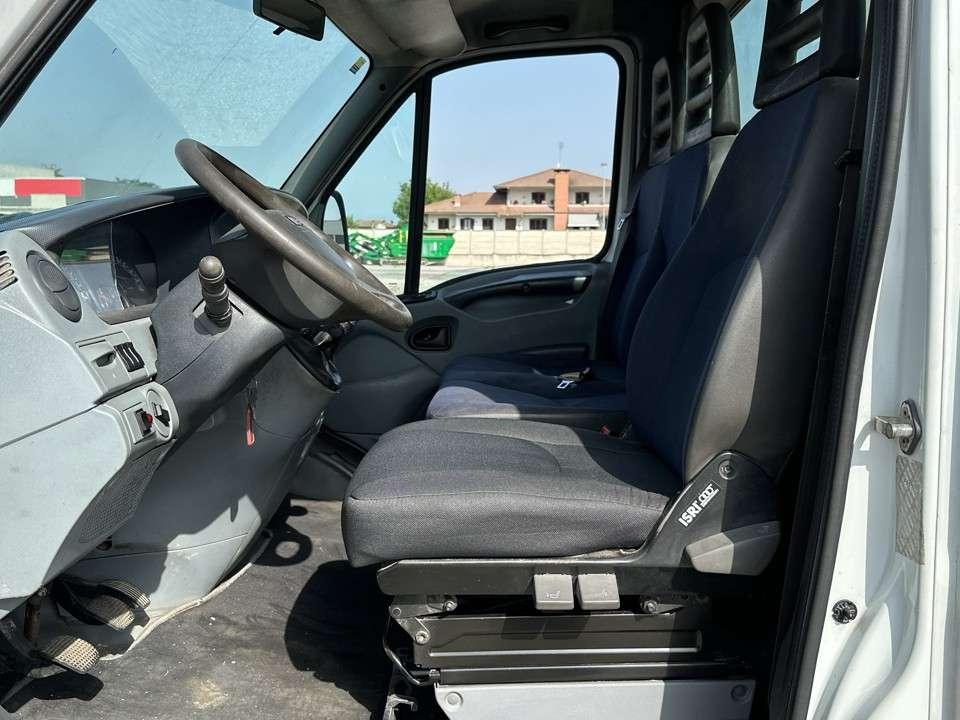 Iveco Daily - 29L 12 Foto 10