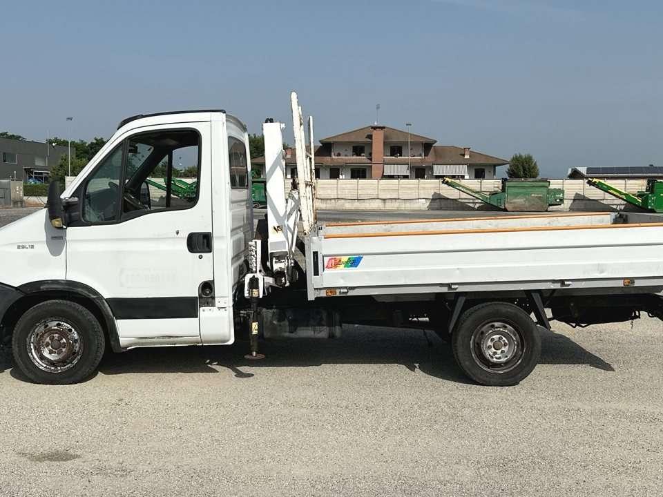 Iveco Daily - 29L 12 Foto 2