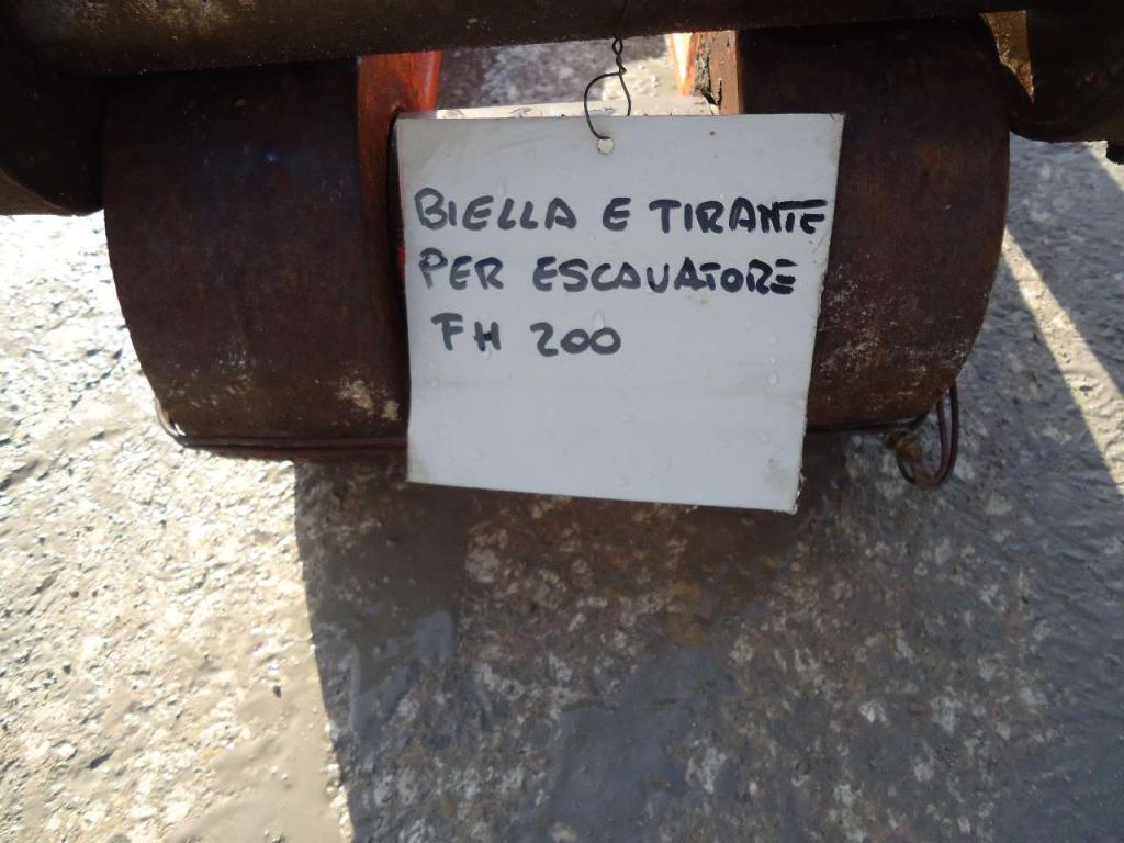 Biella e staffe richiamo benna per Fiat Hitachi FH200 Foto 4