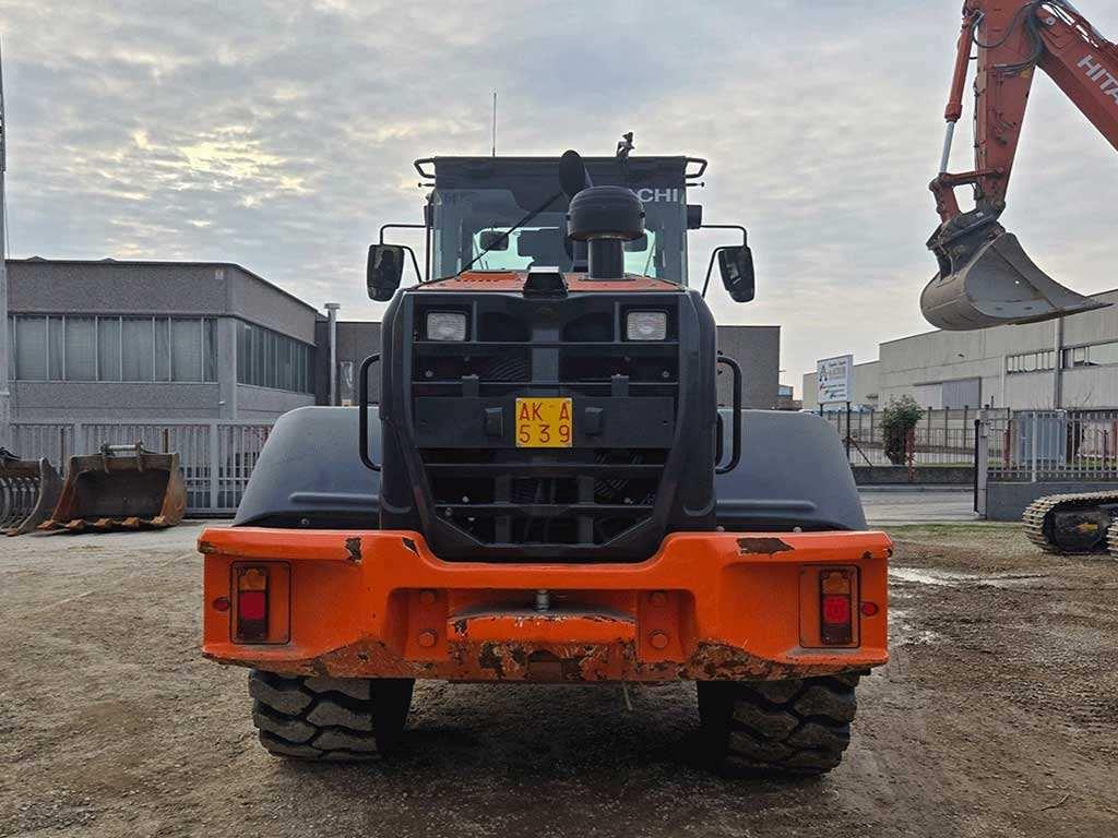 Hitachi ZW150-6 Foto 4