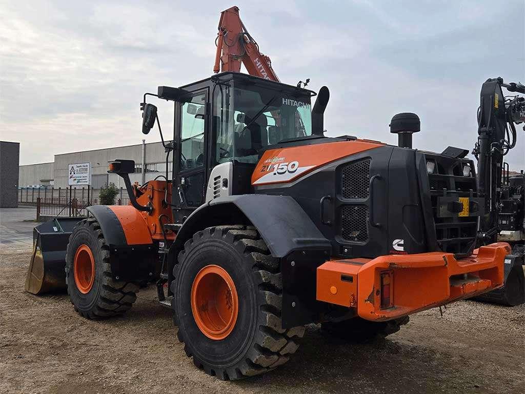 Hitachi ZW150-6 Foto 7