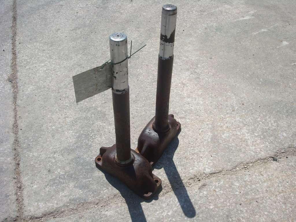 Forcella ruota folle per Fiat Allis AD10-FL10B-FL10C (codice 76008544) Foto 7