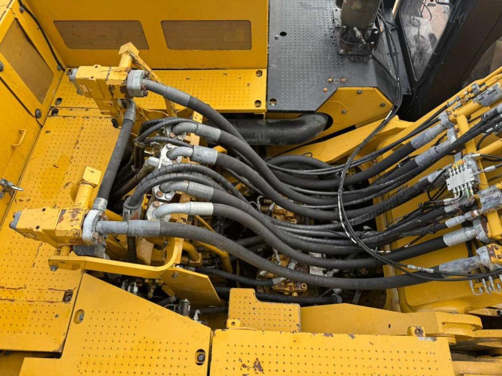 Caterpillar 374FL Foto 22