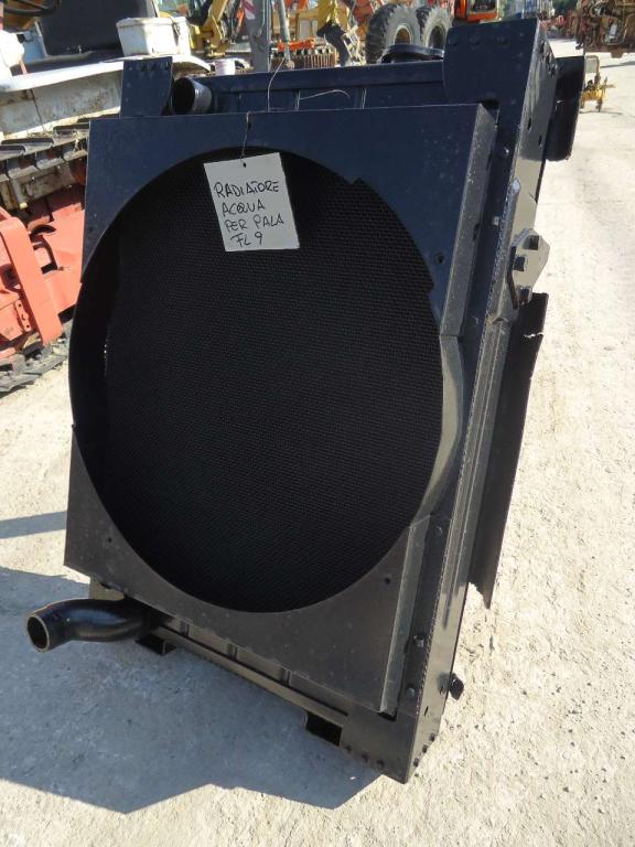 Radiatore acqua per Fiat Allis FL9 Foto 3