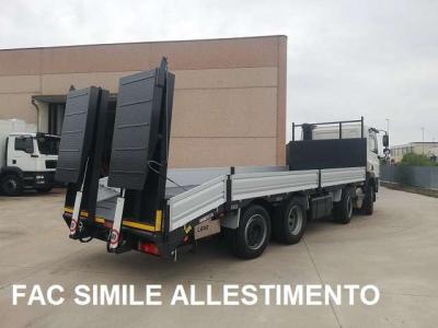 Iveco Stralis AT 320S45 X / PS in vendita da PSL Autocarri Srl
