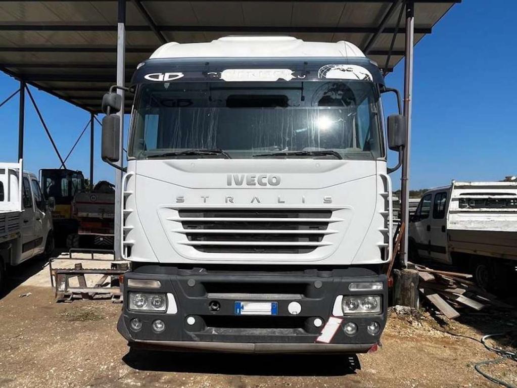 Iveco 480 Foto 3