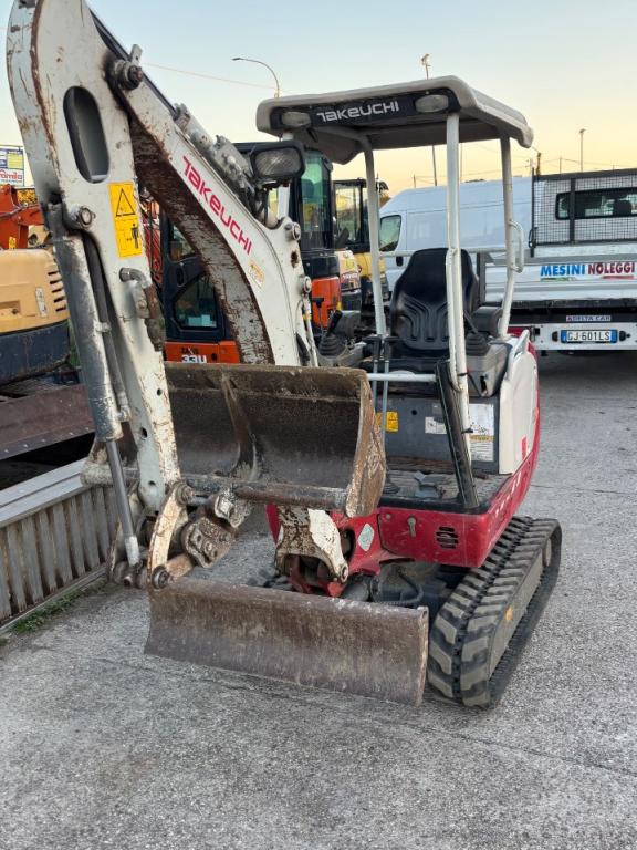 Takeuchi TB216 Foto 4
