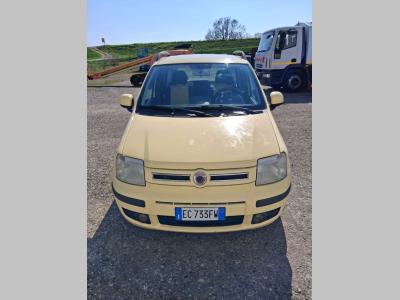 Fiat Panda in vendita da Deal Di Balliu Mentor & c. Sas