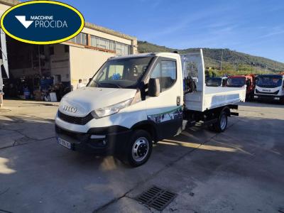 Iveco DAILY 35-150 in vendita da Procida Macchine S.r.l.