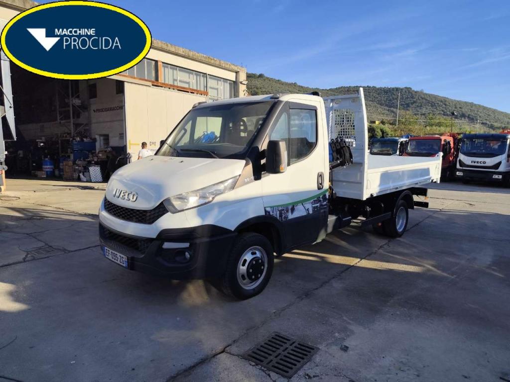 Iveco DAILY 35-150 Foto 1