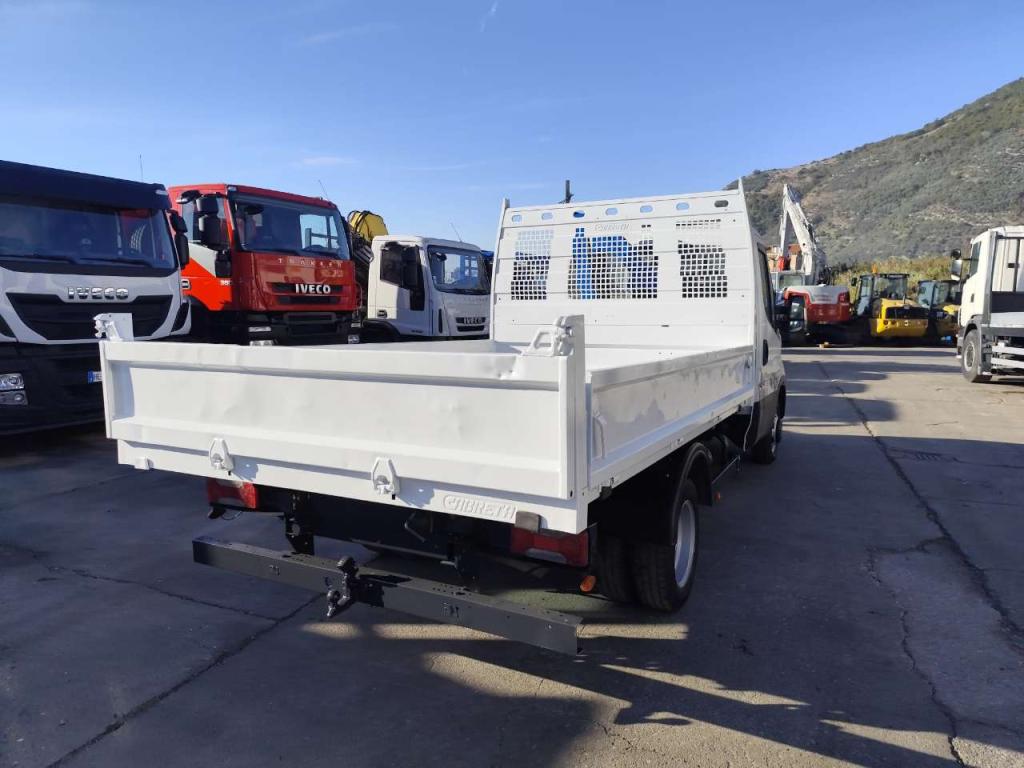 Iveco DAILY 35-150 Foto 11
