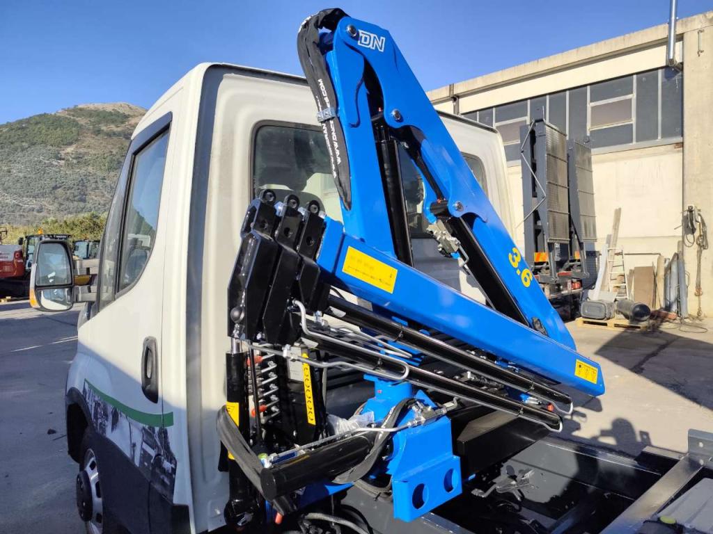 Iveco DAILY 35-150 Foto 25