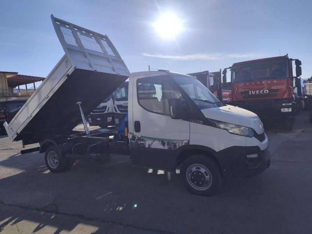 Iveco DAILY 35-150 Foto 30