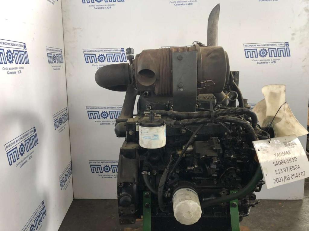Yanmar 4D84 Foto 3