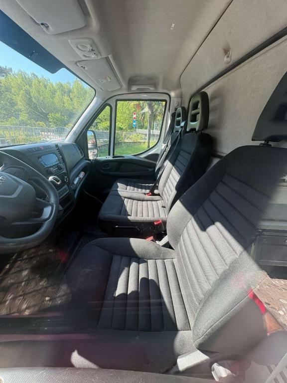 Iveco DAILY 35C156 Foto 4