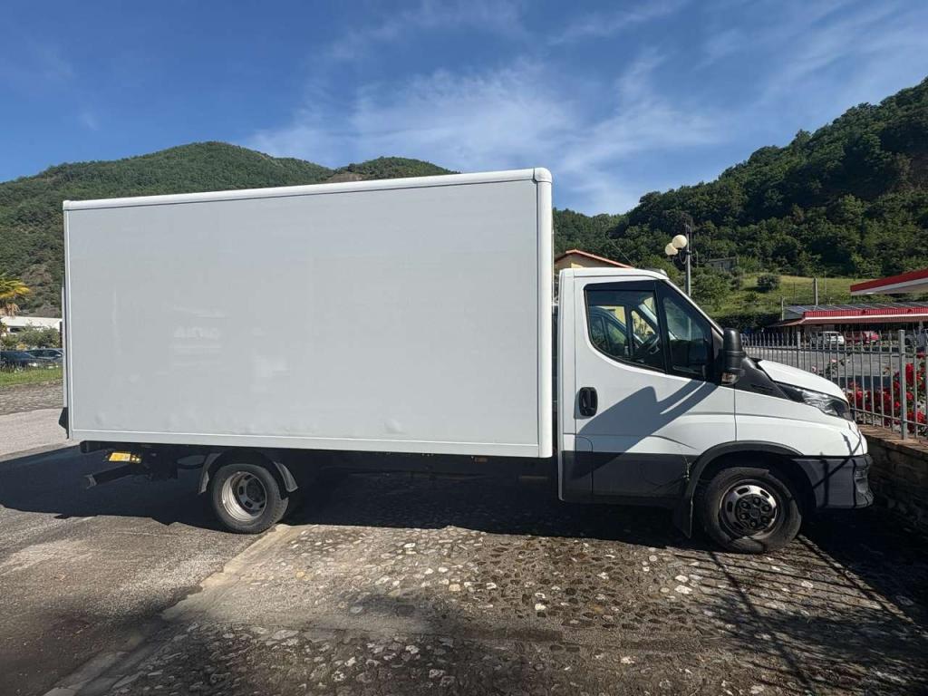 Iveco DAILY 35C156 Foto 6