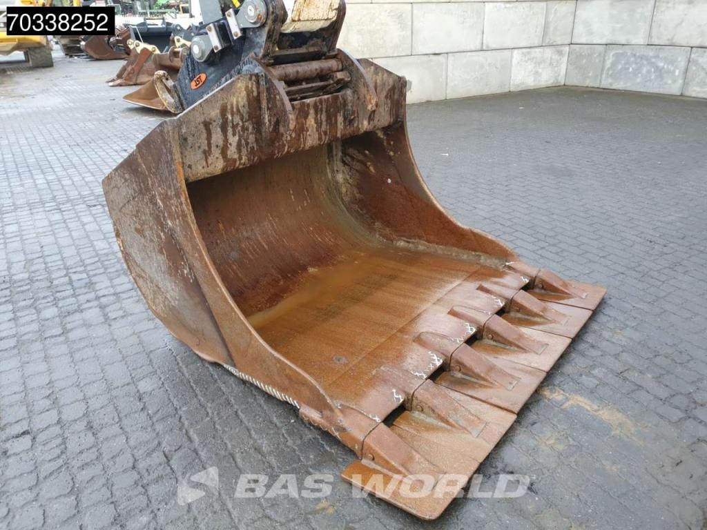 Liebherr R930 LC Foto 15