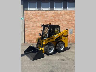 Gehl R135 Foto 1