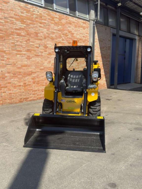 Gehl R135 Foto 15