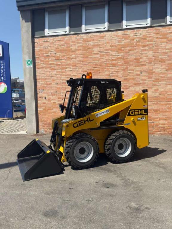Gehl R135 Foto 2