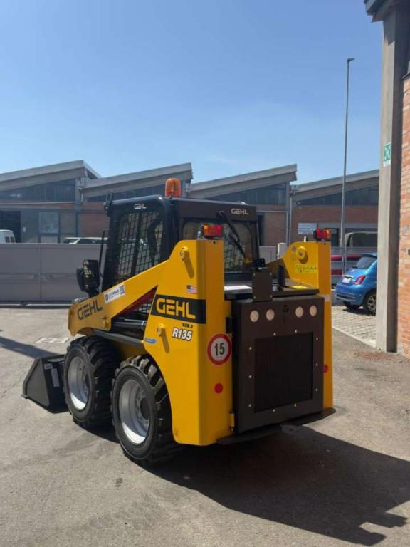 Gehl R135 Foto 8