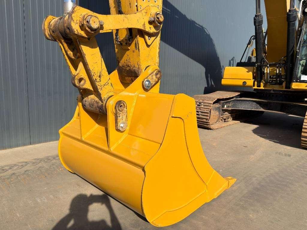 Caterpillar 330 07B Foto 16