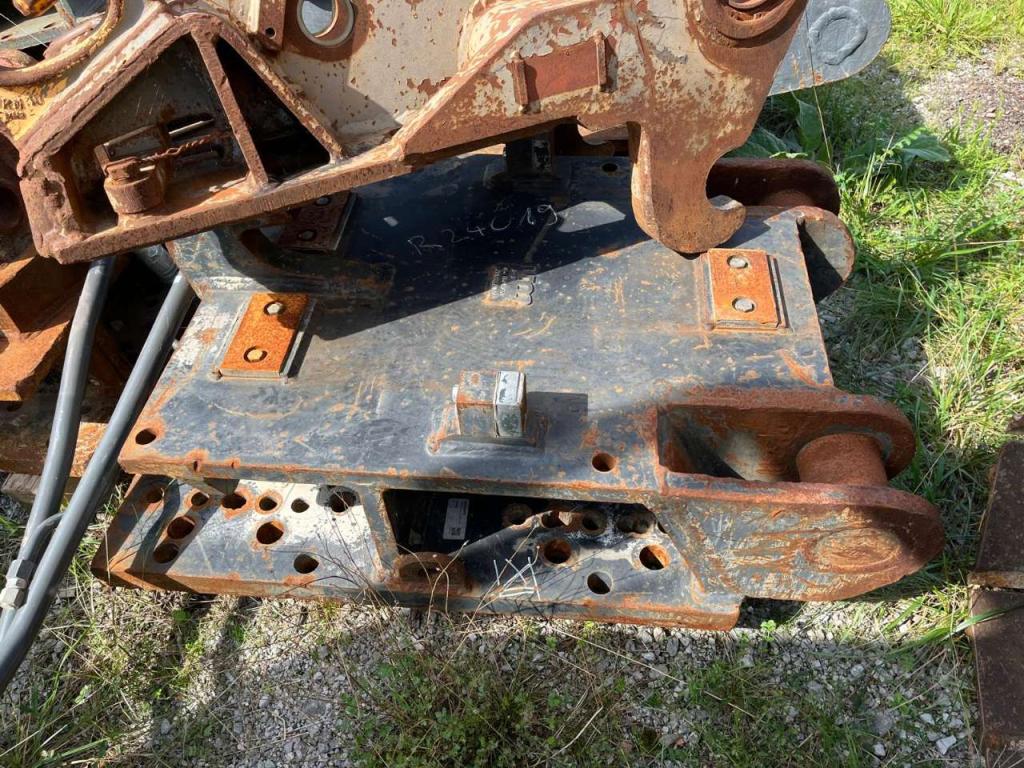 S3 for 35-43 ton excavators Attachment plate Foto 3