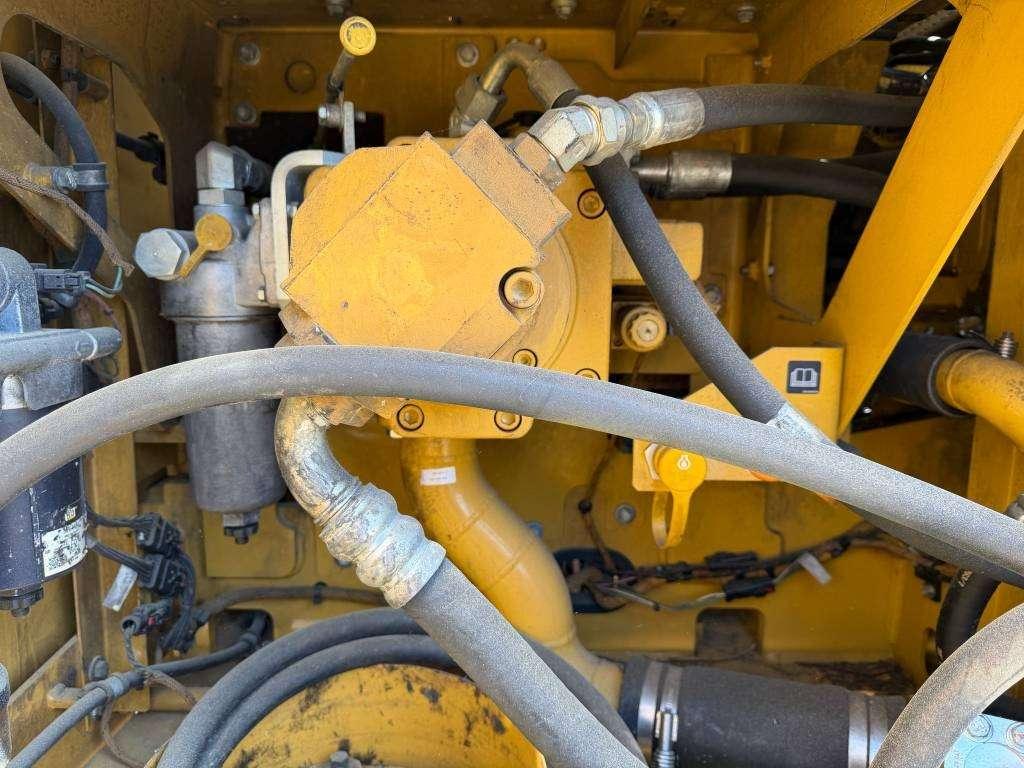 Caterpillar 320 07B Foto 6