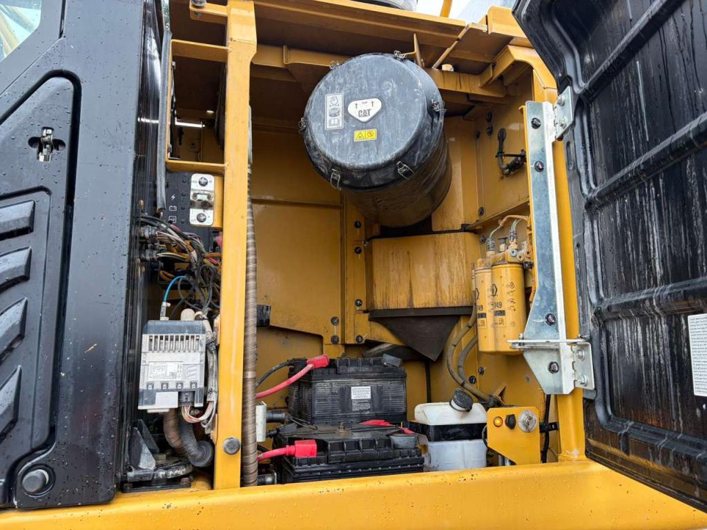 Caterpillar 352F Foto 28