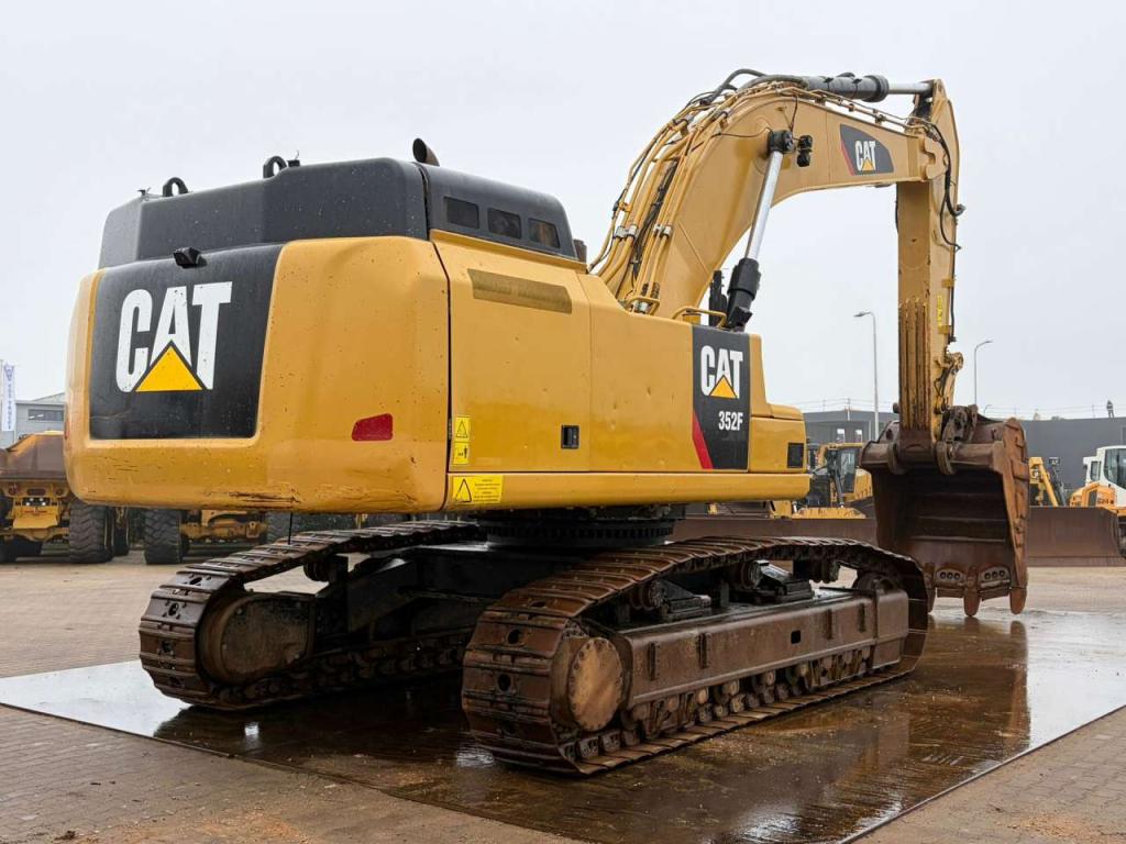 Caterpillar 352F Foto 5