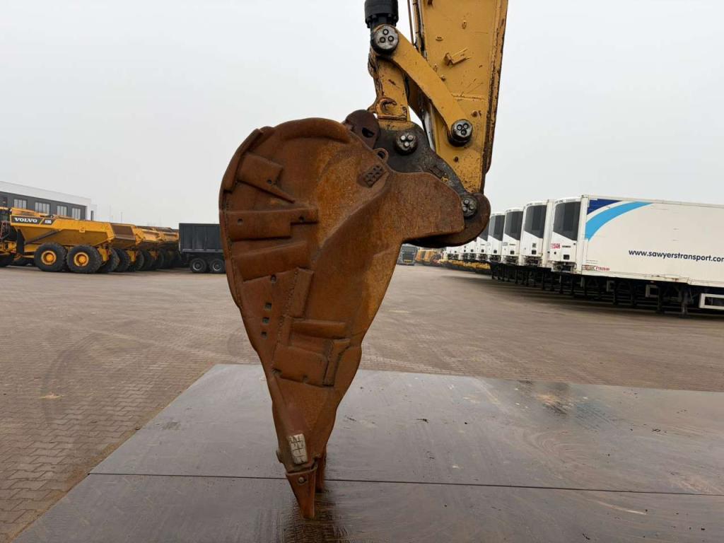 Caterpillar 352F Foto 8