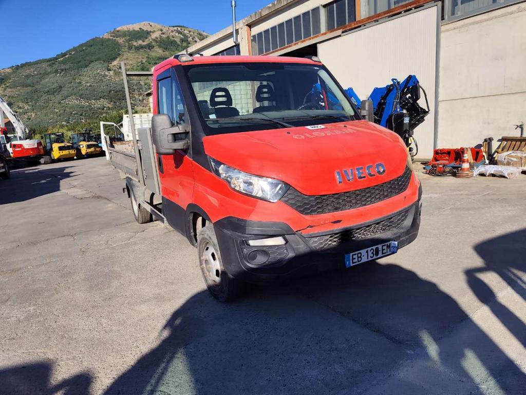Iveco DAILY 35-130 Foto 23