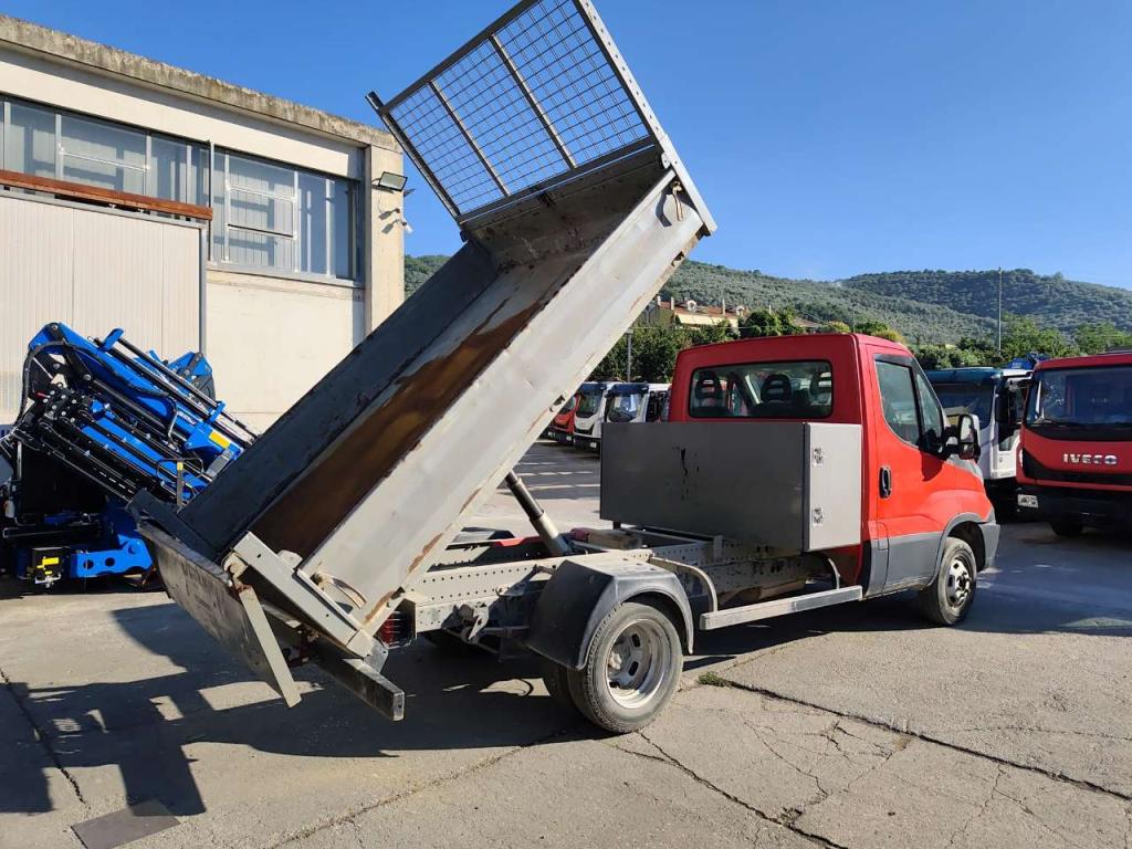 Iveco DAILY 35-130 Foto 5