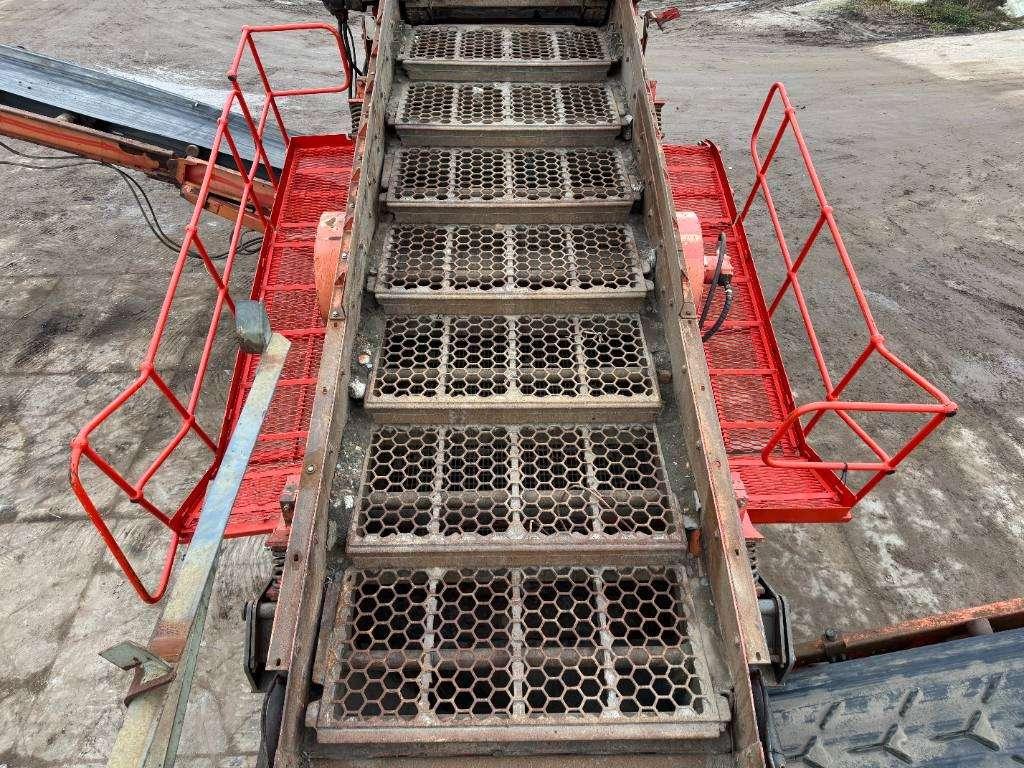 Terex Finlay 883 - Deutz Engine / 2 Side Conveyor Foto 21