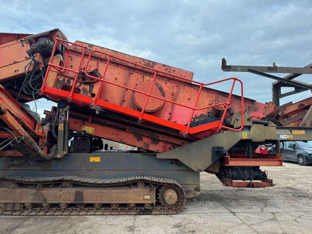 Terex Finlay 883 - Deutz Engine / 2 Side Conveyor Foto 28