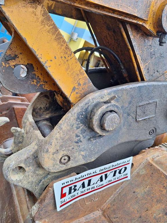 UNI80 for 20-25 ton excavators Attacco rapido idraulico Foto 3