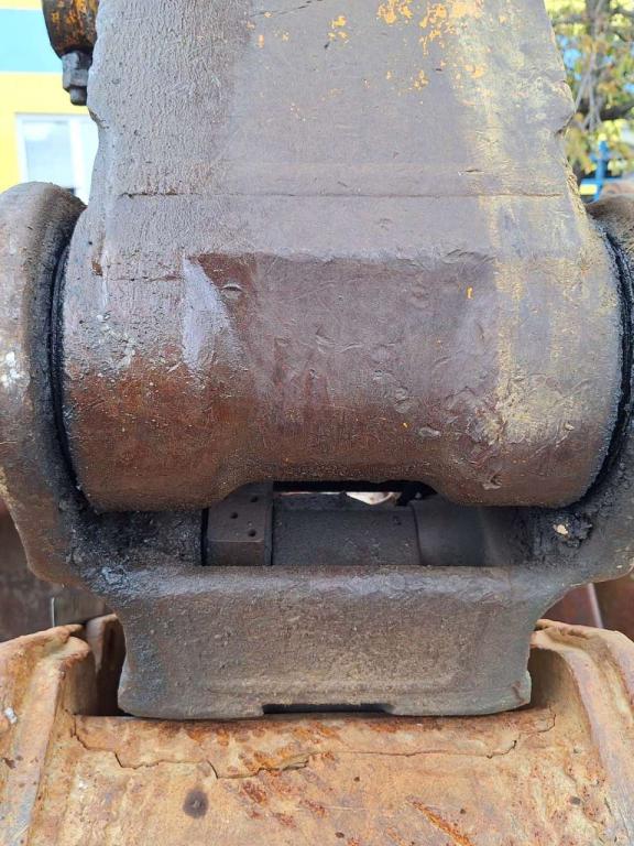 UNI80 for 20-25 ton excavators Attacco rapido idraulico Foto 5