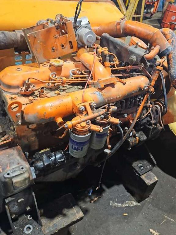 Fiat Motore a scoppio per Fiat Hitachi ex215 Foto 1