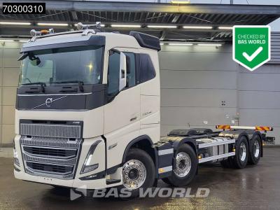 Volvo FH16 750 FH 8X4 NEW 8x4 chassis! Air suspension Big-Axle Automatic VEB+ Euro 6 in vendita da BAS World B.V.