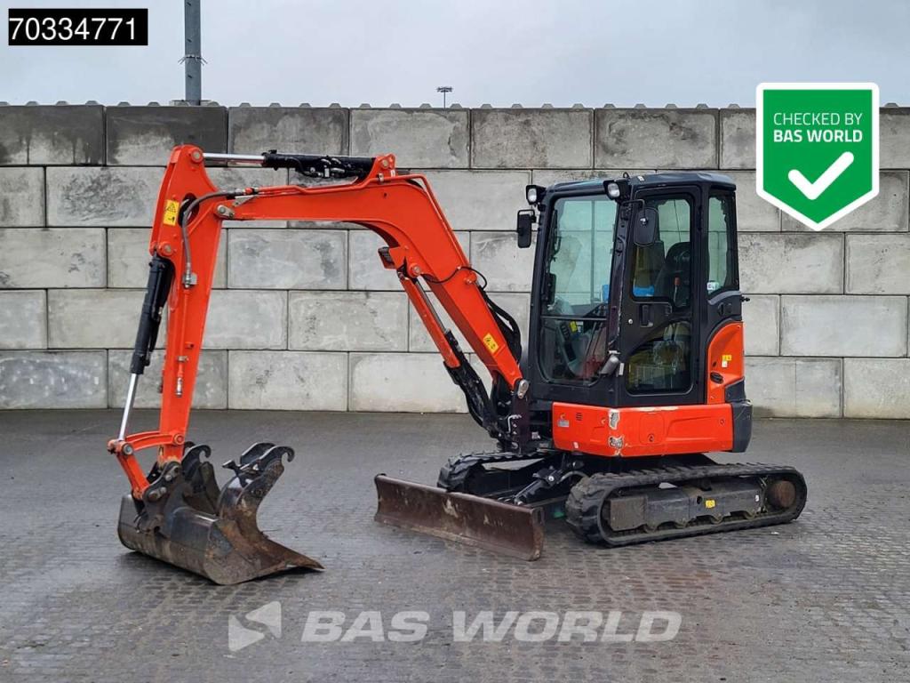 Kubota U36 -4 3 Buckets Foto 1